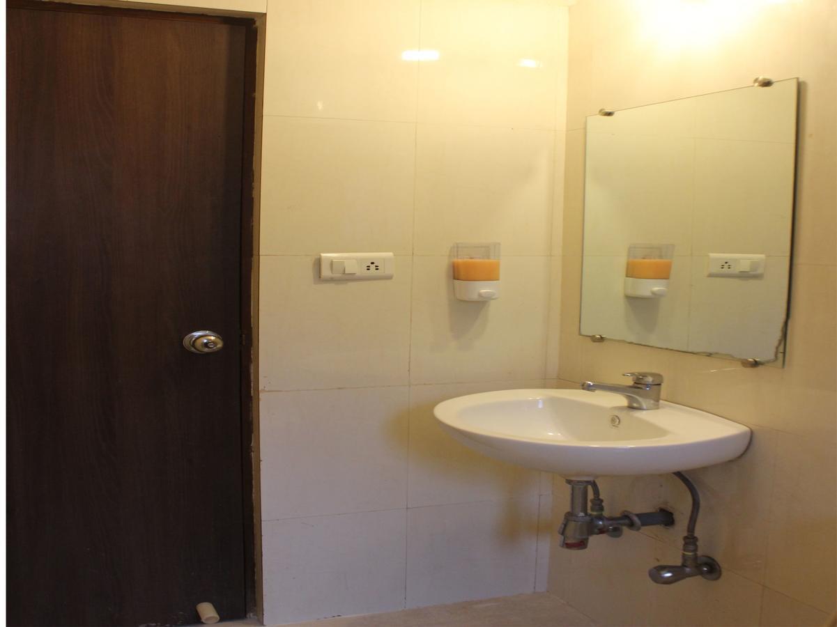 Boutique 2 Bhk North Goa Road Apartment Sangolda ภายนอก รูปภาพ